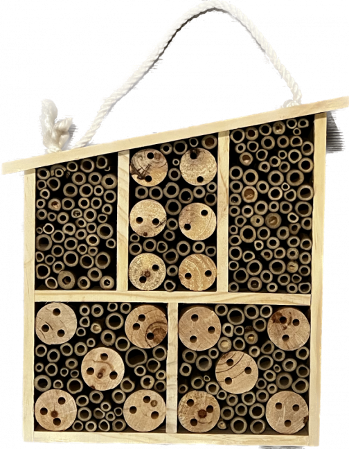 HOTEL FÜR INSEKTEN - Schiefes DACH